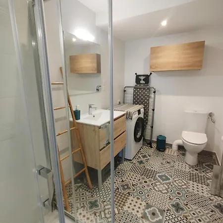 Casa de Férias Maison De Village Avec Terrasse - Proche Ax