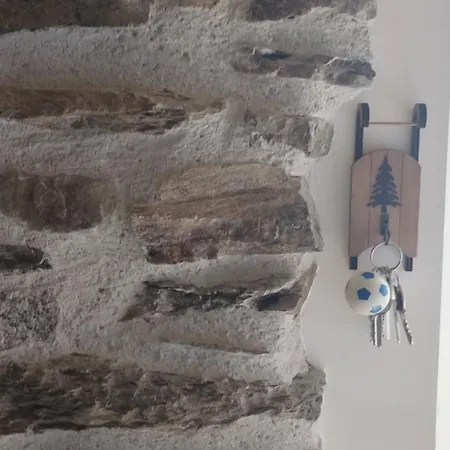 Casa de Férias Maison De Village Avec Terrasse - Proche Ax