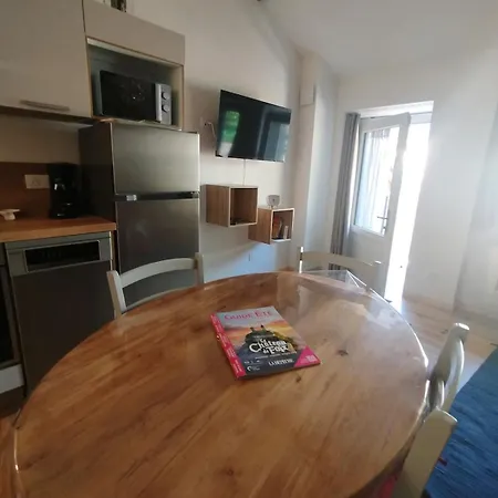 Maison De Village Avec Terrasse - Proche Ax Savignac-les-Ormeaux