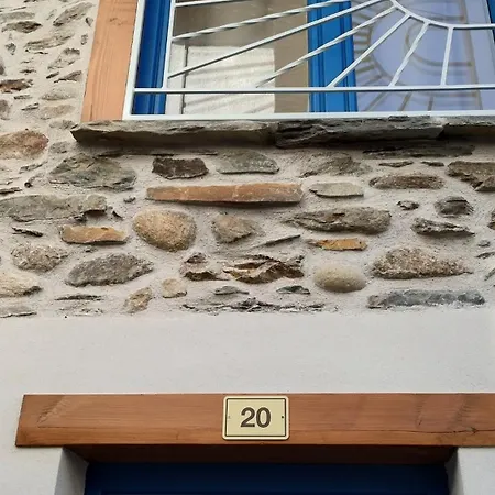 Maison De Village Avec Terrasse - Proche Ax Feriehus *